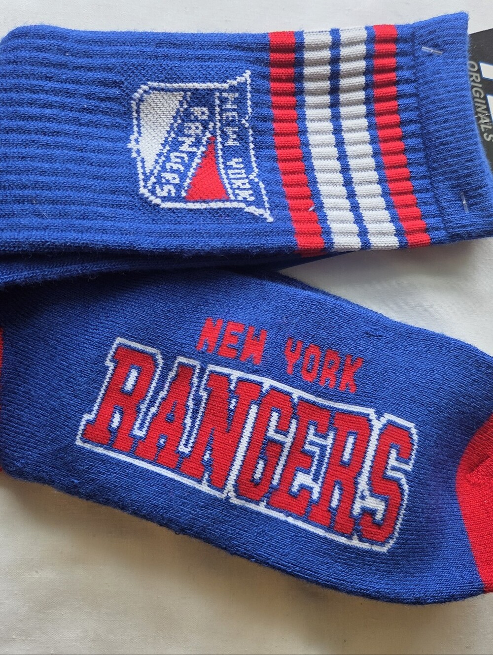 New York Rangers Hockey Team  Men's Crew Socks Large Size 10 to 13 1pr Vintage